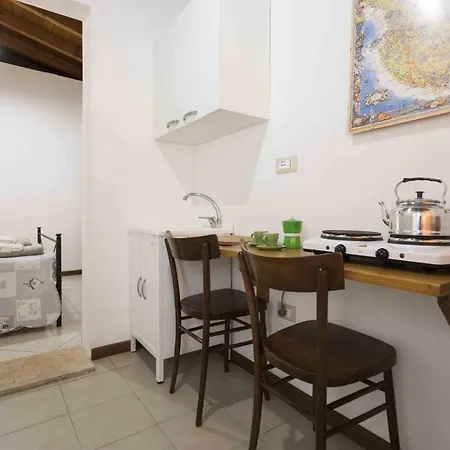 Eloka Torre Squillace