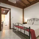 Eloka Hotel apartamentowy 3*