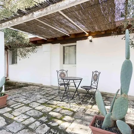 Eloka Aparthotel Torre Squillace